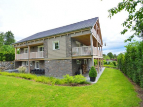 Sumptuous Chalet in Septon with Sauna and bubble bath